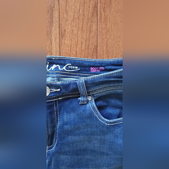 I.N.C DENIM BOOT LEG CURVY FIT SIZE 8 - Picture 5 of 8